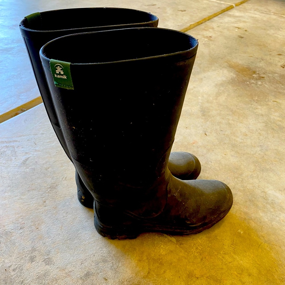 Kamik Miranda Rainboots size 7 black womens medium width